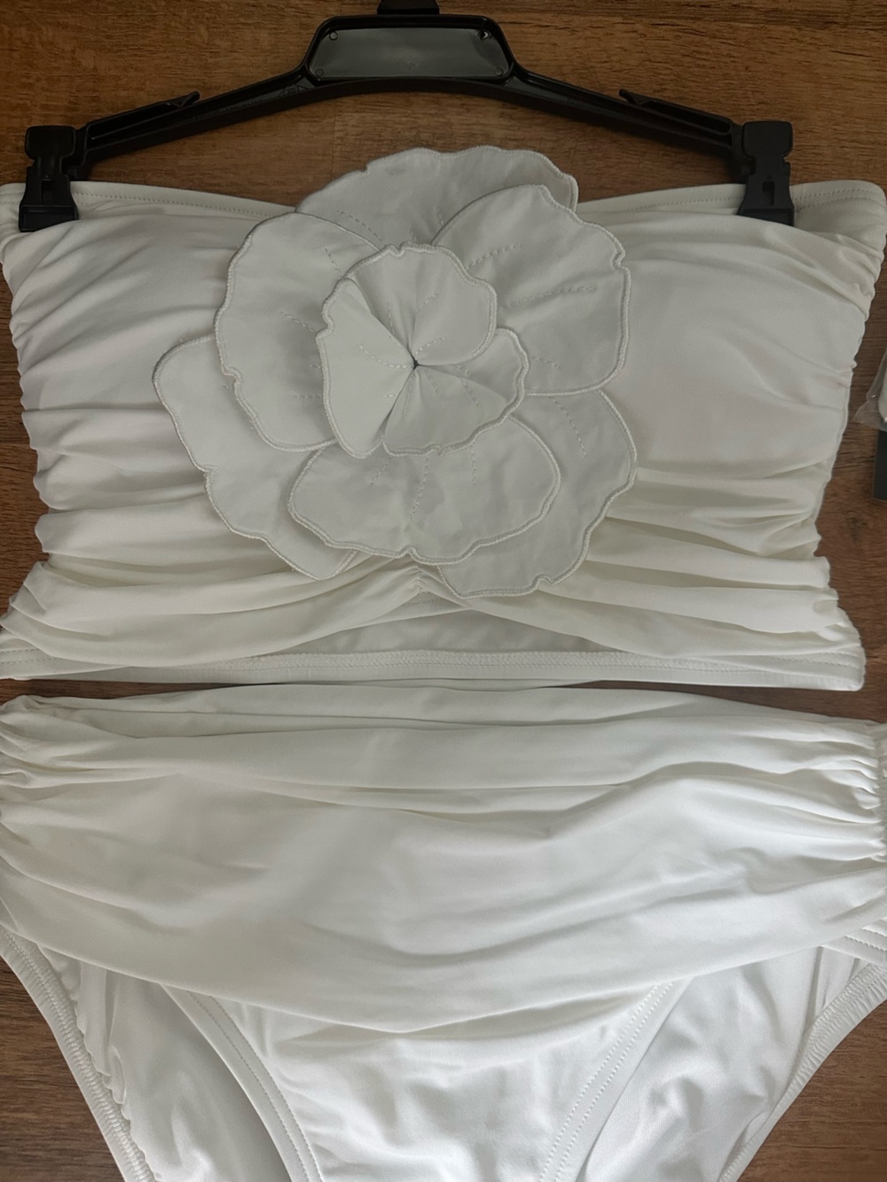 Carmen Marc Valvo Flower Applique Bandeau Crop Top Bikini Set S - Picture 12 of 15